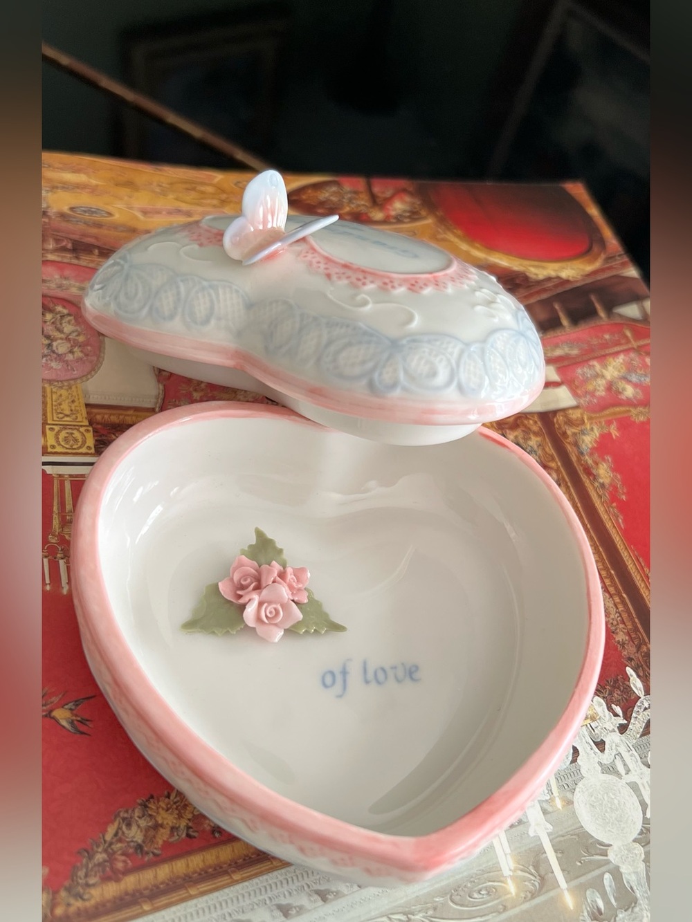 Vintage Porcelain Heart Trinket Music Box “Grandmother Are A Gift” SanFrancisco